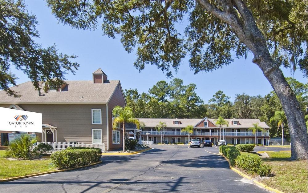 Gatortown Inn غينزفيل، فلوريدا المظهر الخارجي الصورة